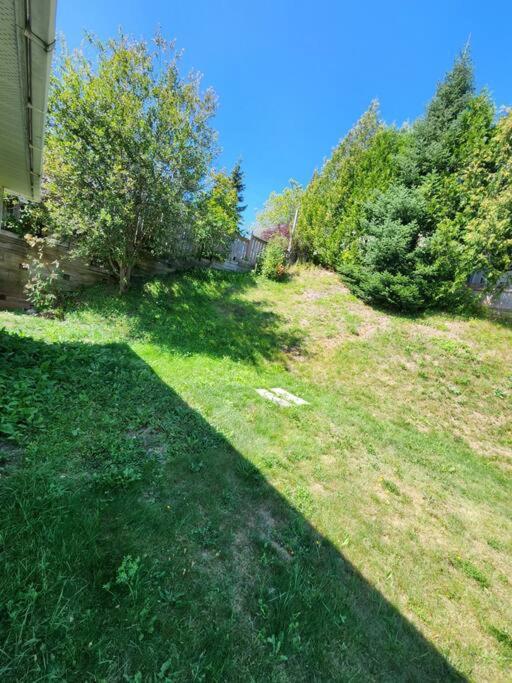Entire 3 Bedroom House In Elliot Lake Εξωτερικό φωτογραφία