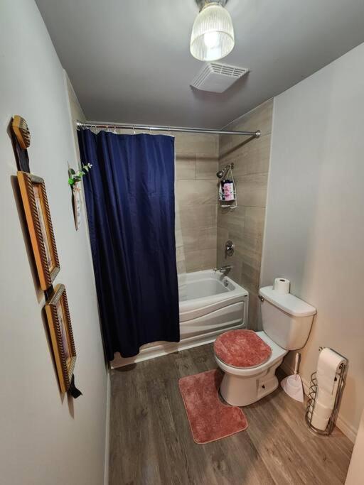 Entire 3 Bedroom House In Elliot Lake Εξωτερικό φωτογραφία